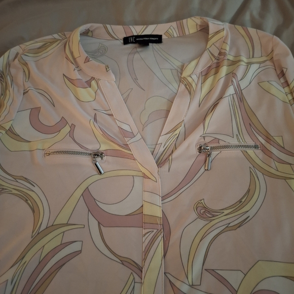 INC International Concepts Pastel Abstract Women's Blouse - Picture 4 of 7